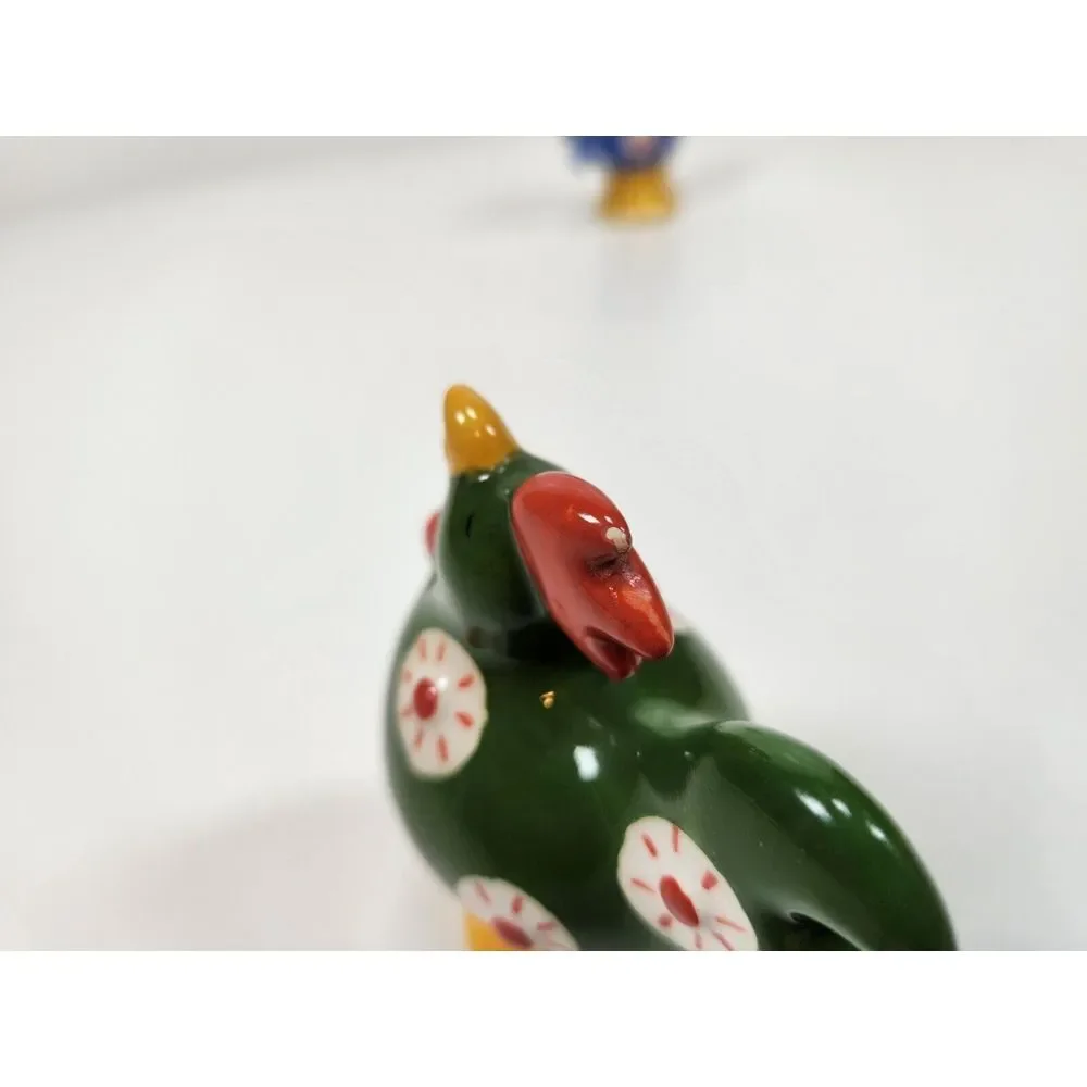 Clay Art Collectible Rooster Salt & Pepper Shaker Blue‎ and Green